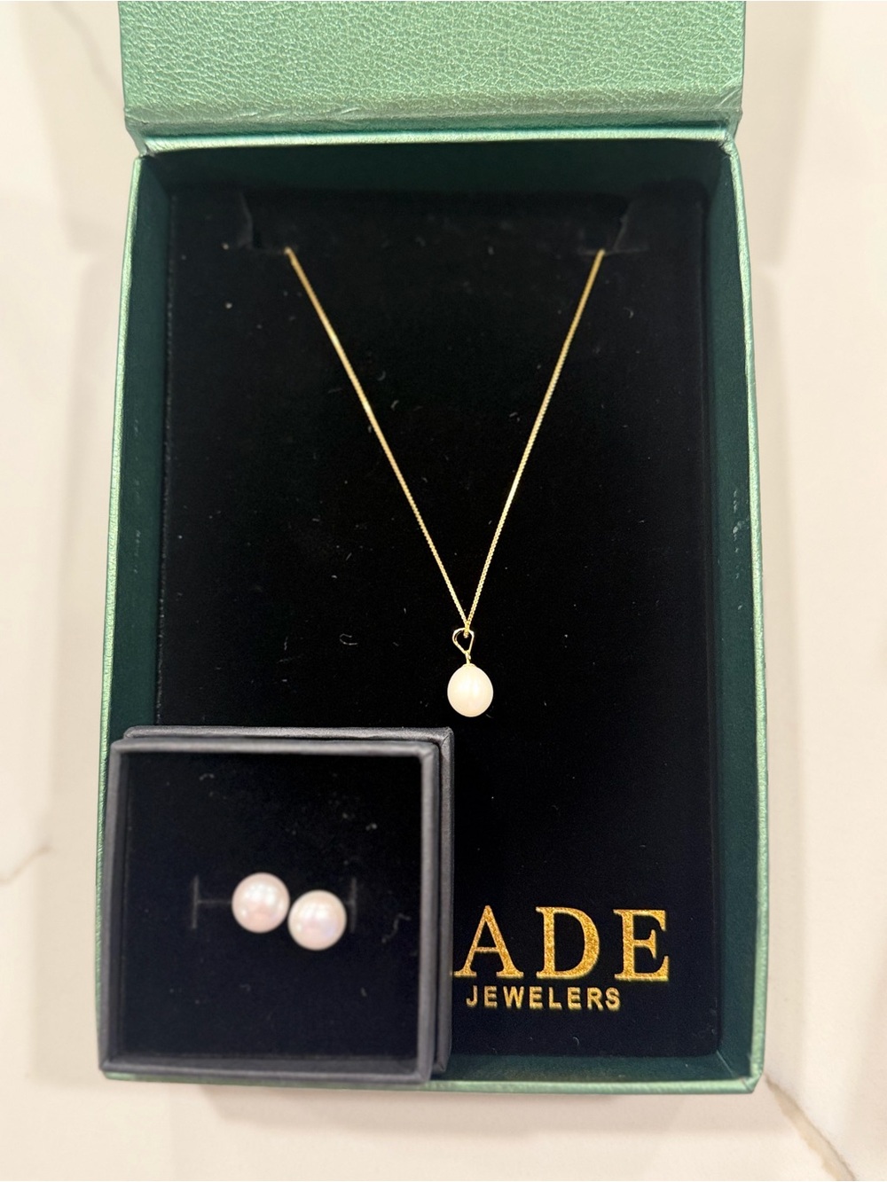 Fresh Water Pearl Pendant Necklace with Matching Pearl Studs - Gold